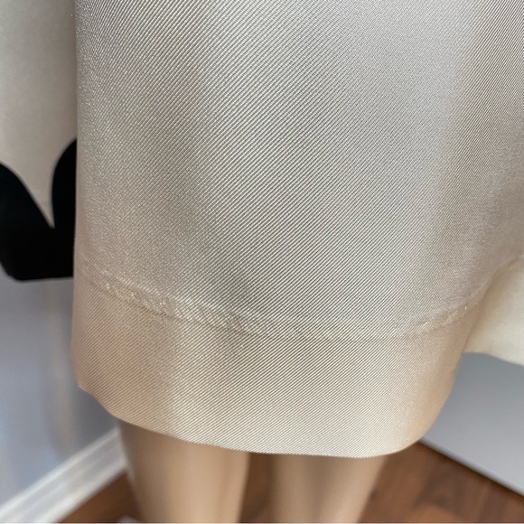 Elegant  & Classy Black and Cream Floral Dress 100% Silk - Size 10 - Picture 12 of 15